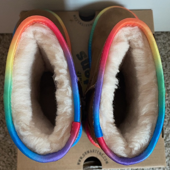 🆕 UGG 🌈 Classic Short II Chestnut Rainbow Shearling Lined Boots Size 1 - Picture 9 of 9